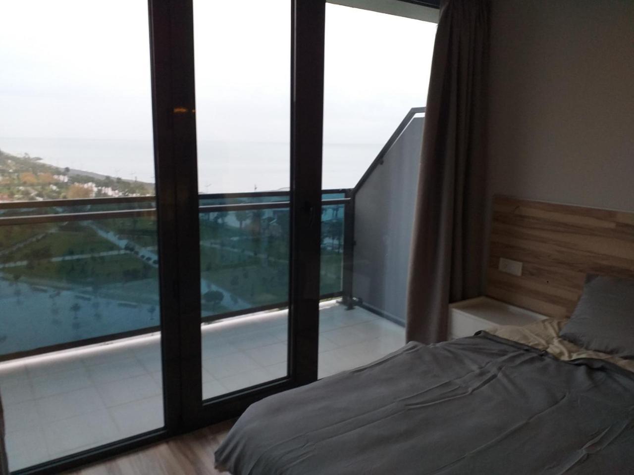 Batumi Beach Tower Exterior foto